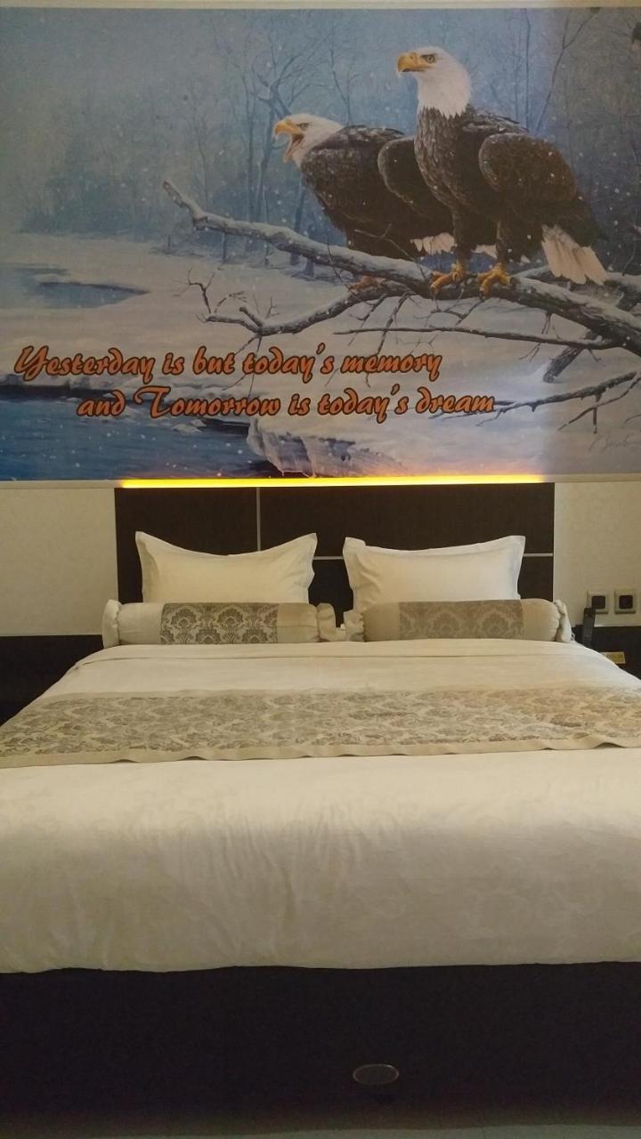 玛琅城市大道酒店 外观 照片